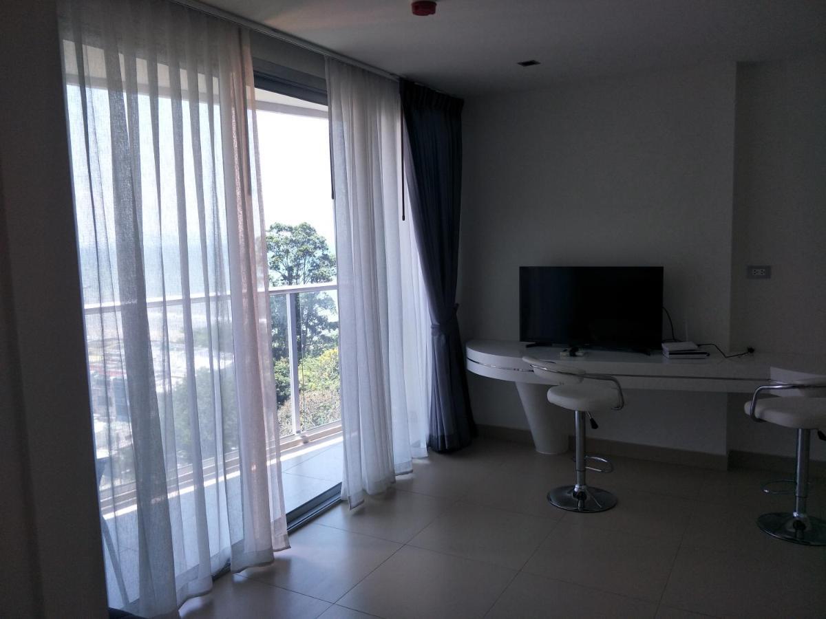 Sands Pratamnak Apartment Pattaya Exterior photo